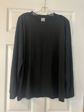 32 Degrees Black Long Sleeve Crewneck Shirt